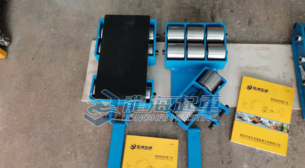 仓库装卸搬运工具搬运小坦克 仓库装卸搬运工具搬运小坦克